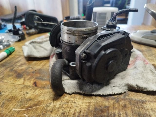 bontott VW GOLF IV Fojtószelep (Elektromos)