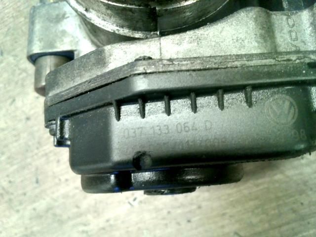 bontott VW GOLF IV Fojtószelep (Mechanikus)