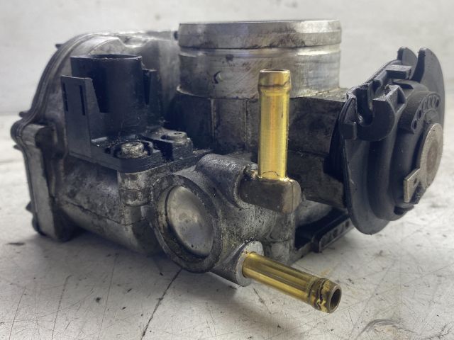 bontott VW GOLF IV Fojtószelep (Mechanikus)