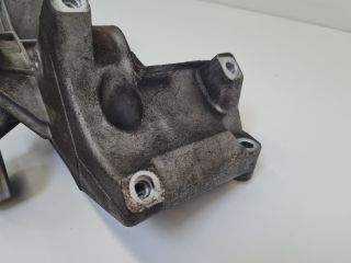 bontott VW GOLF IV Generátor Tartó Bak