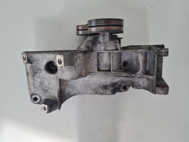 bontott VW GOLF IV Generátor Tartó Bak