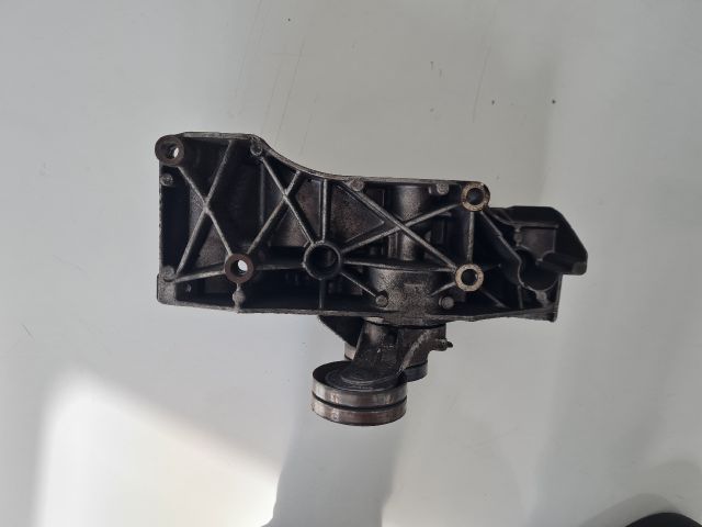 bontott VW GOLF IV Generátor Tartó Bak