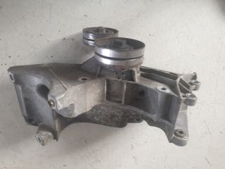 bontott VW GOLF IV Generátor Tartó Bak