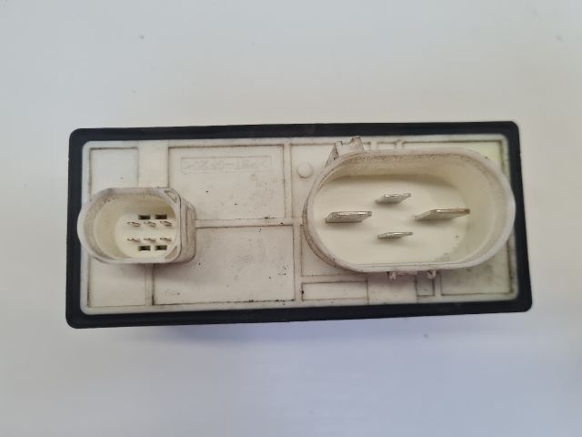 bontott VW GOLF IV Klíma Relé