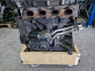 bontott VW GOLF IV Motor (Fűzött blokk hengerfejjel)