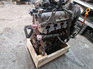 bontott VW GOLF IV Motor (Fűzött blokk hengerfejjel)