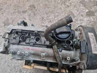 bontott VW GOLF IV Motor (Fűzött blokk hengerfejjel)