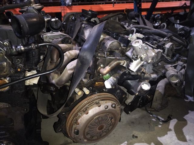 bontott VW GOLF IV Motor (Fűzött blokk hengerfejjel)