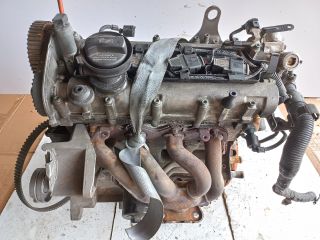 bontott VW GOLF IV Motor (Fűzött blokk hengerfejjel)