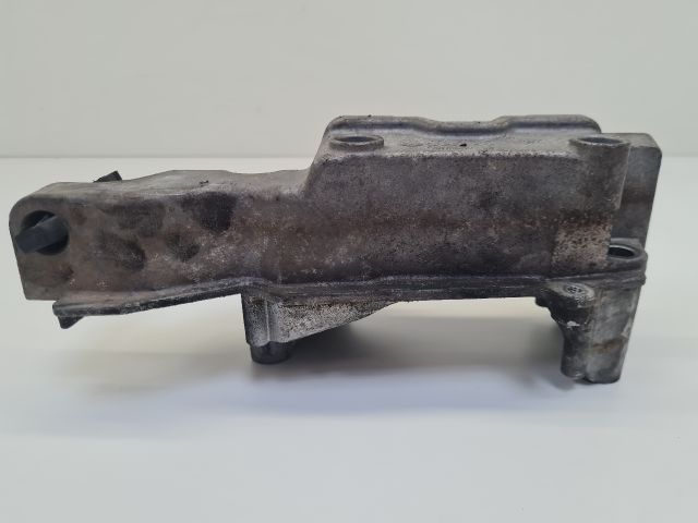 bontott VW GOLF IV Motor Tartó Bak (Fém)