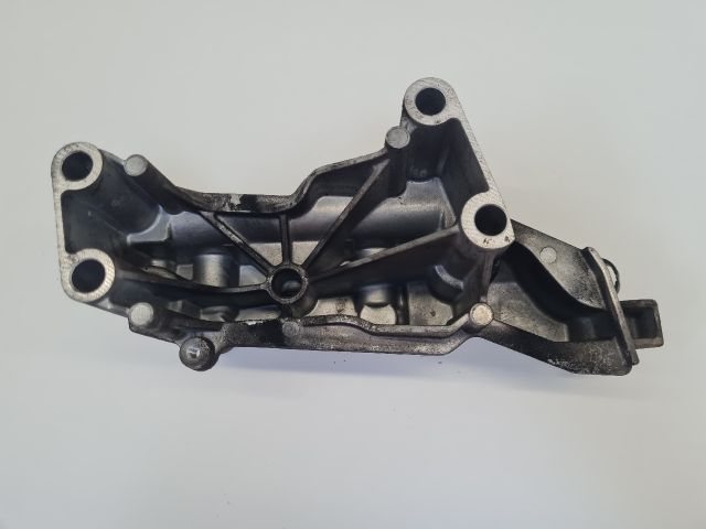 bontott VW GOLF IV Motor Tartó Bak (Fém)