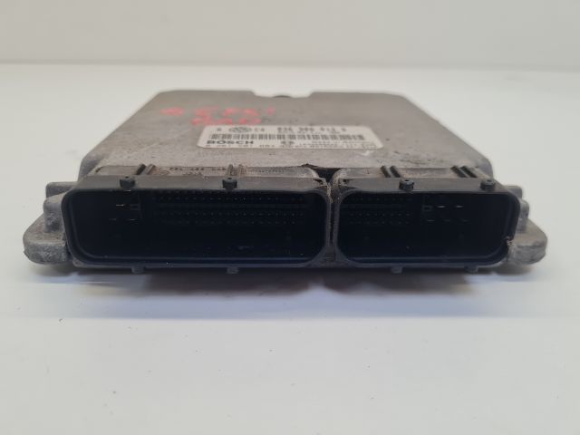 bontott VW GOLF IV Motorvezérlő