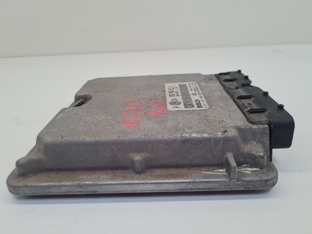 bontott VW GOLF IV Motorvezérlő