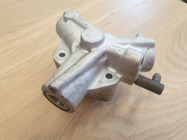 bontott VW GOLF IV Nagynyomású Szivattyú