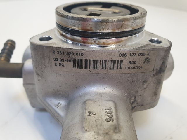 bontott VW GOLF IV Nagynyomású Szivattyú