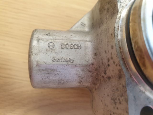 bontott VW GOLF IV Nagynyomású Szivattyú