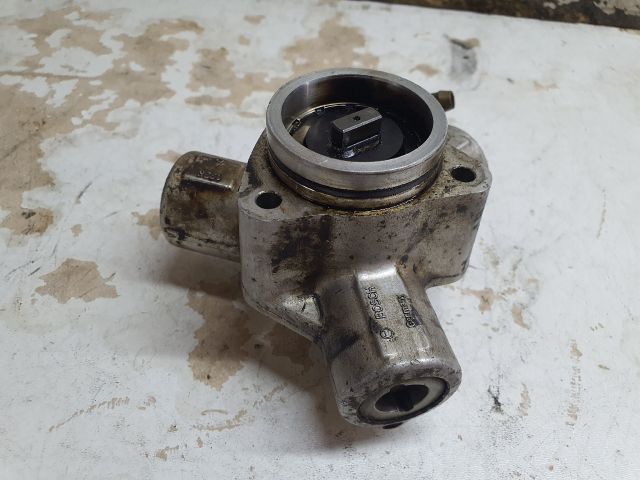 bontott VW GOLF IV Nagynyomású Szivattyú