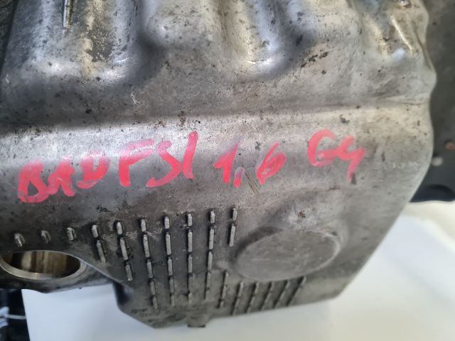 bontott VW GOLF IV Olajteknő