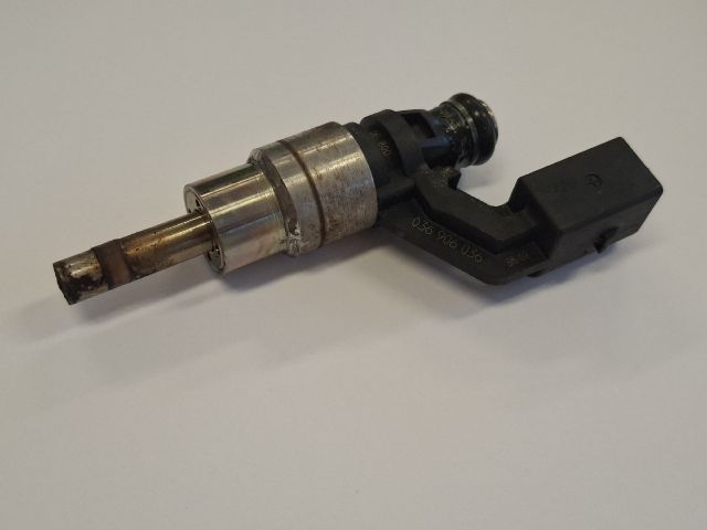 bontott VW GOLF IV Porlasztó (1 db)