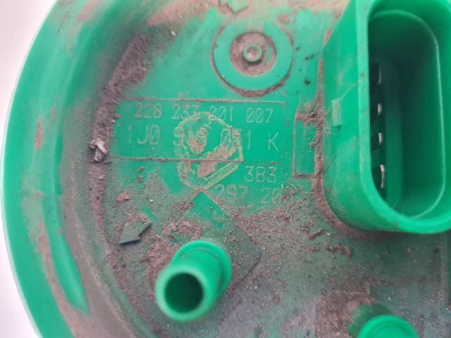 bontott VW GOLF IV Üzemanyag Szivattyú