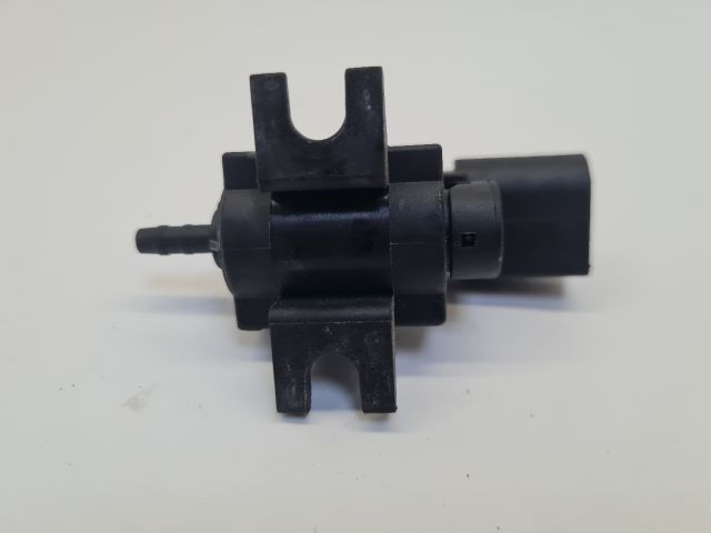 bontott VW GOLF IV Vákumpumpa