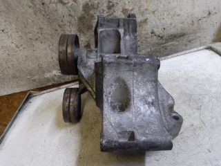 bontott VW GOLF IV Generátor Tartó Bak