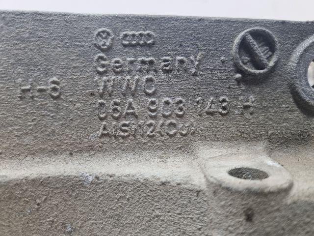 bontott VW GOLF IV Generátor Tartó Bak