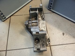 bontott VW GOLF IV Generátor Tartó Bak