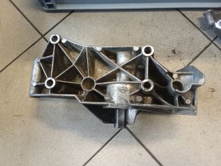 bontott VW GOLF IV Generátor Tartó Bak