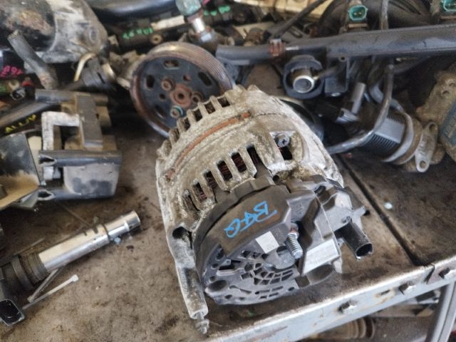 bontott VW GOLF IV Generátor