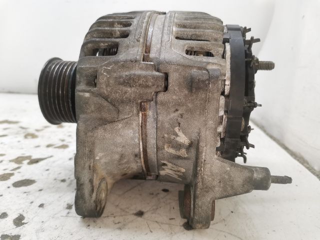 bontott VW GOLF IV Generátor