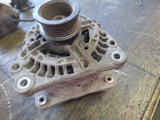 bontott VW GOLF IV Generátor