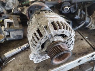 bontott VW GOLF IV Generátor