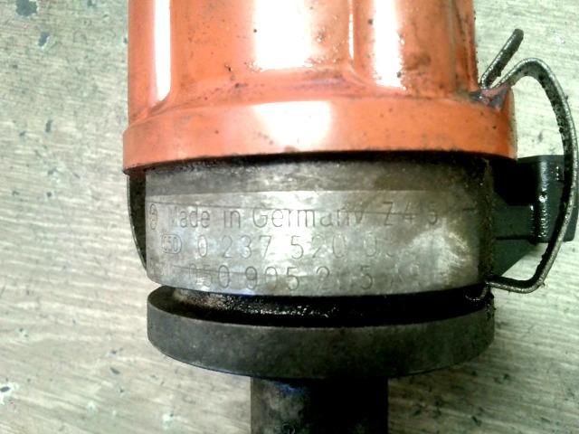 bontott VW GOLF IV Gyújtáselosztó