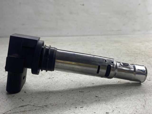 bontott VW GOLF IV Gyújtótrafó