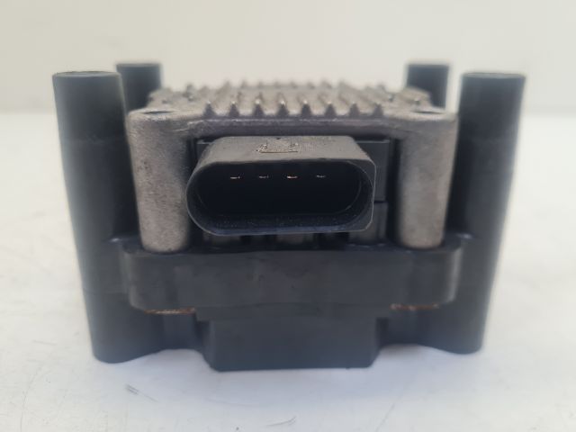 bontott VW GOLF IV Gyújtótrafó