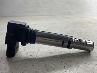 bontott VW GOLF IV Gyújtótrafó