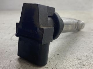 bontott VW GOLF IV Gyújtótrafó