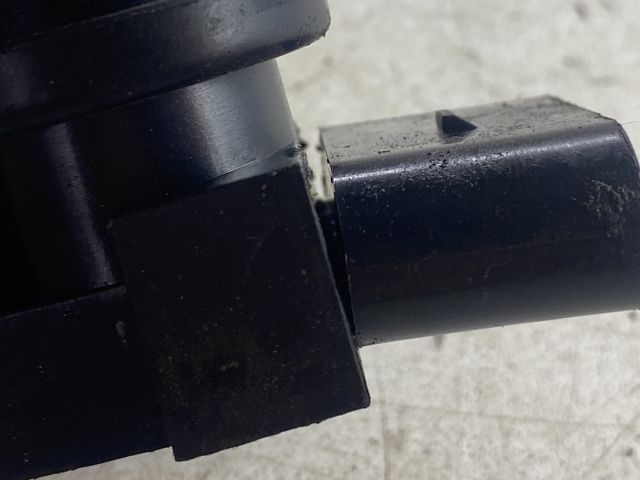 bontott VW GOLF IV Gyújtótrafó