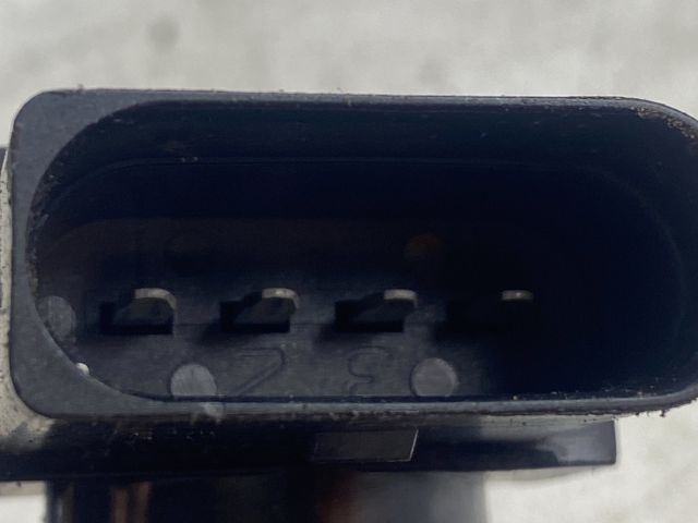 bontott VW GOLF IV Gyújtótrafó