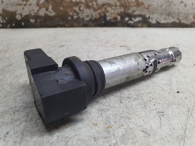 bontott VW GOLF IV Gyújtótrafó