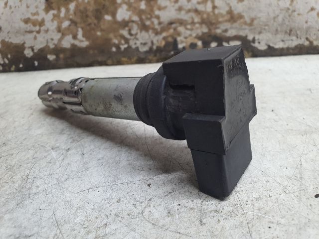 bontott VW GOLF IV Gyújtótrafó