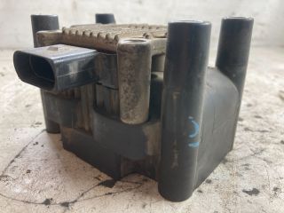 bontott VW GOLF IV Gyújtótrafó