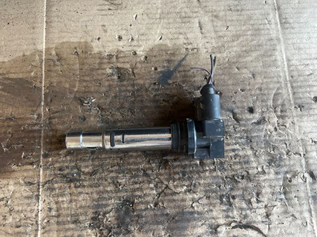 bontott VW GOLF IV Gyújtótrafó