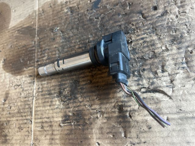 bontott VW GOLF IV Gyújtótrafó