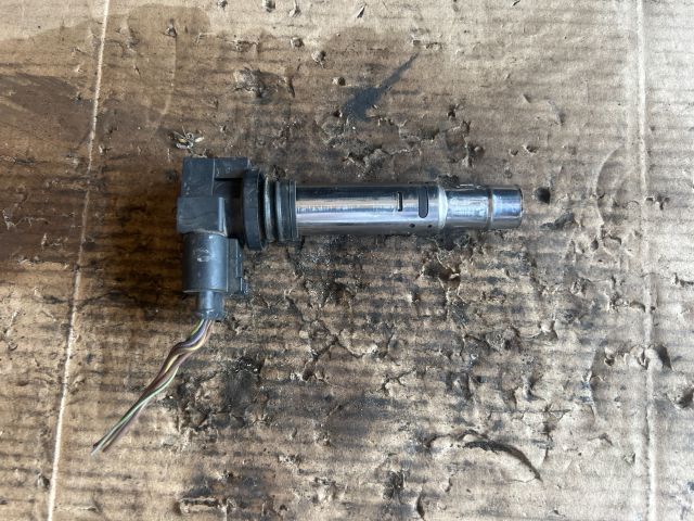 bontott VW GOLF IV Gyújtótrafó