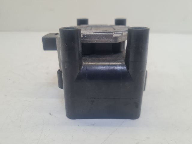 bontott VW GOLF IV Gyújtótrafó