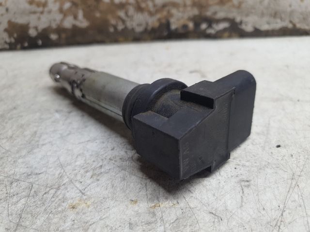 bontott VW GOLF IV Gyújtótrafó