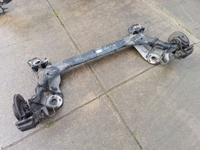 bontott VW GOLF IV Hátsó Futómű (Részeivel)