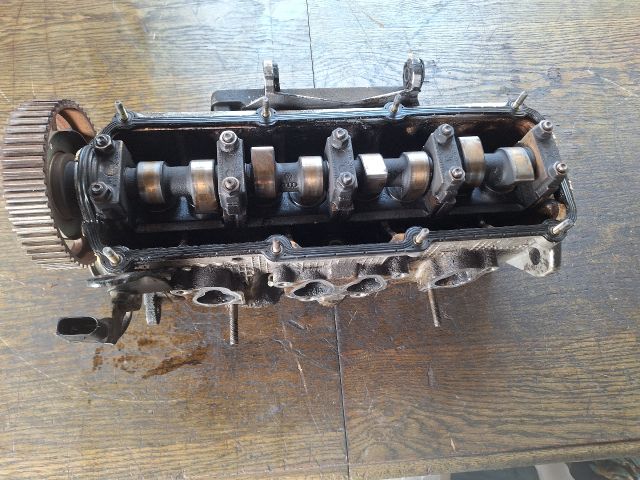 bontott VW GOLF IV Hengerfej